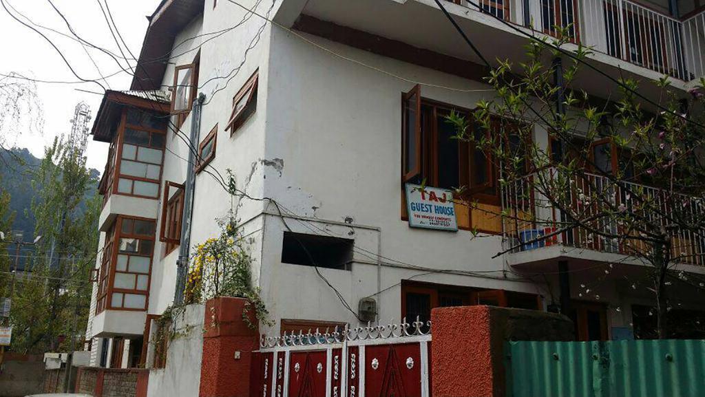 Srīnagar Taj Guest House מראה חיצוני תמונה
